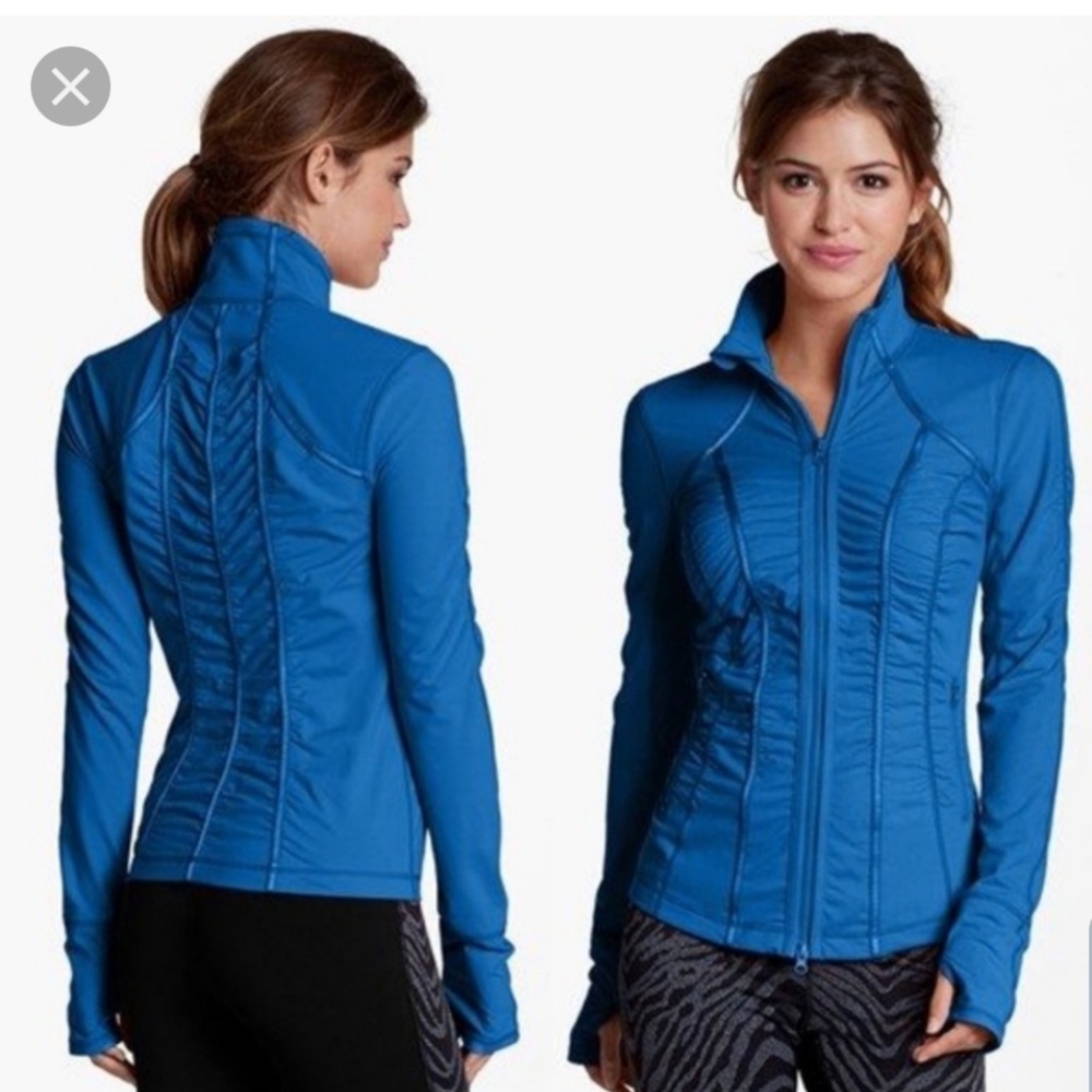 ⬇Zella Trinity Mesh and Ruche Athletic Jacket